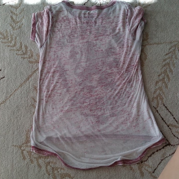 Gryffindor Burgundy T-shirt - Picture 3 of 12